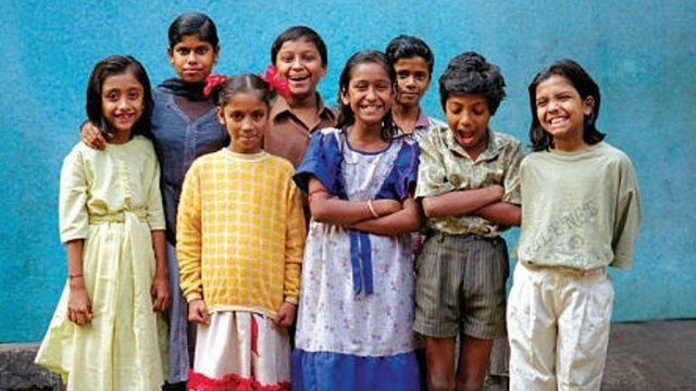 CAFE DEL PHOTO #89 «Рождённые в борделях». Școala de fotografie lui Roman Ribaliov. Orașul Chișinău, Moldova