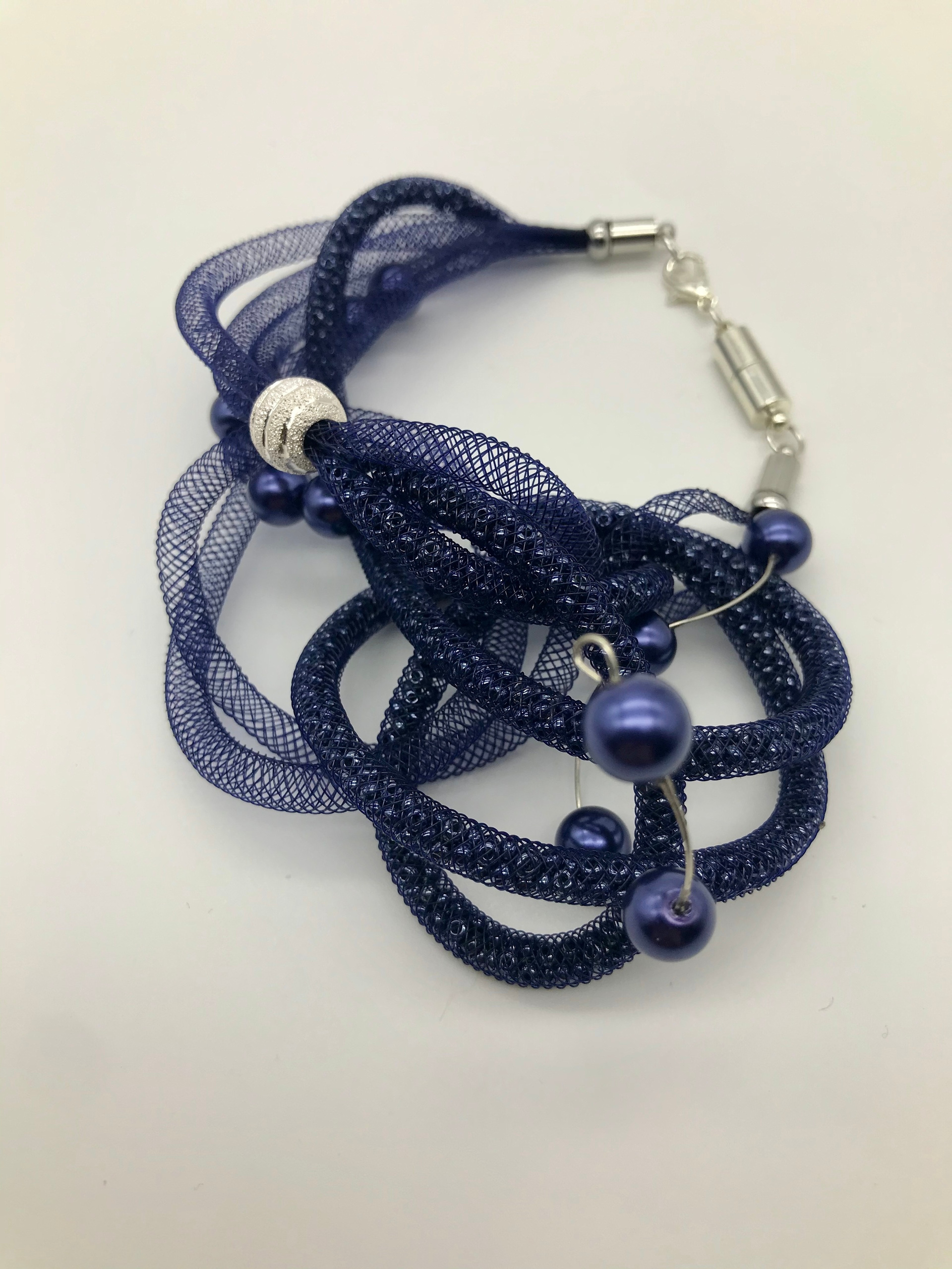 Изделия ручной работы. Уникальные украшения, вышивки, дизайнерские пла. Милок и Кирок это позитивные и реальные персоны из Люксембурга, много