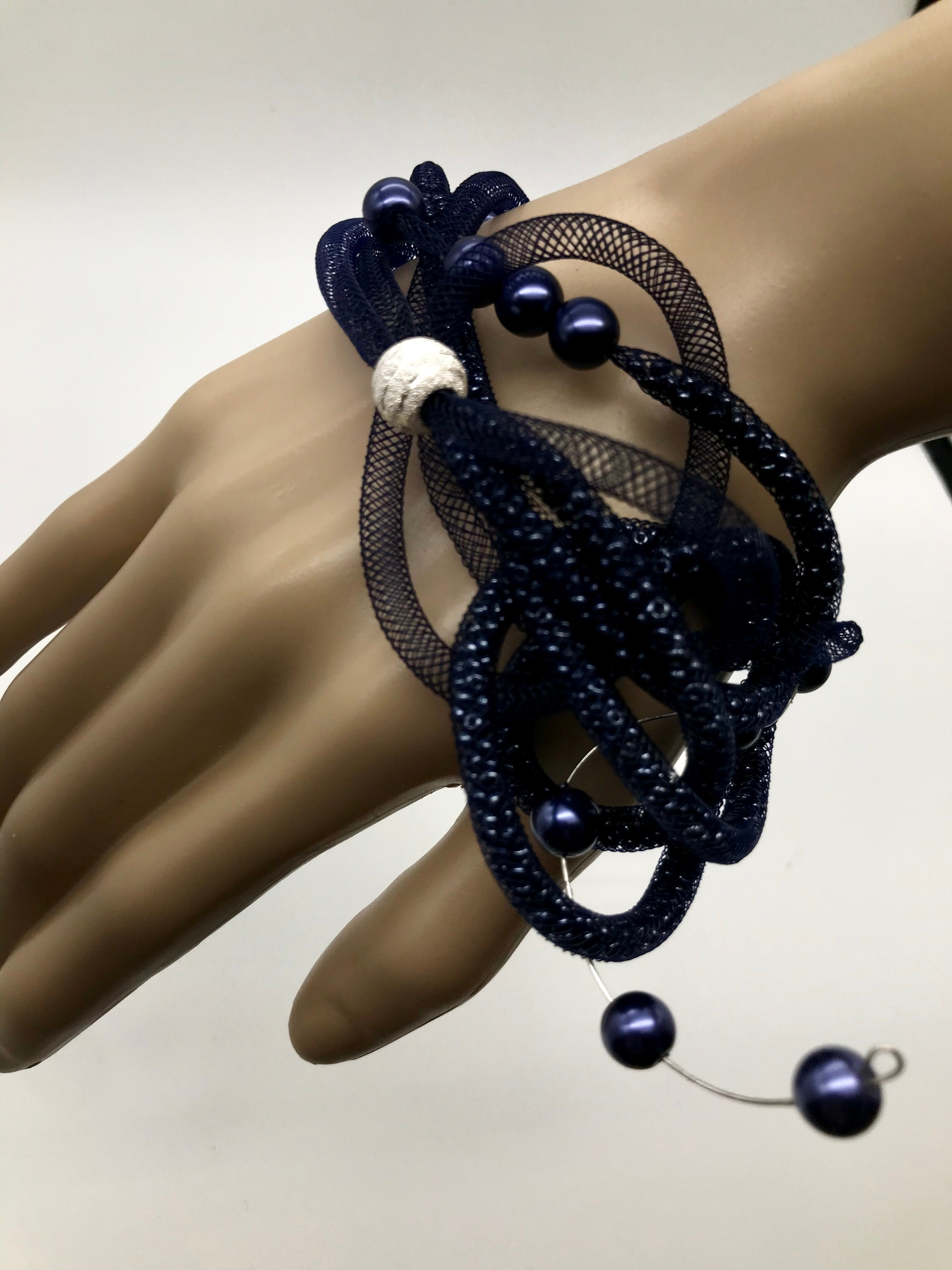 Изделия ручной работы. Уникальные украшения, вышивки, дизайнерские пла. Милок и Кирок это позитивные и реальные персоны из Люксембурга, много