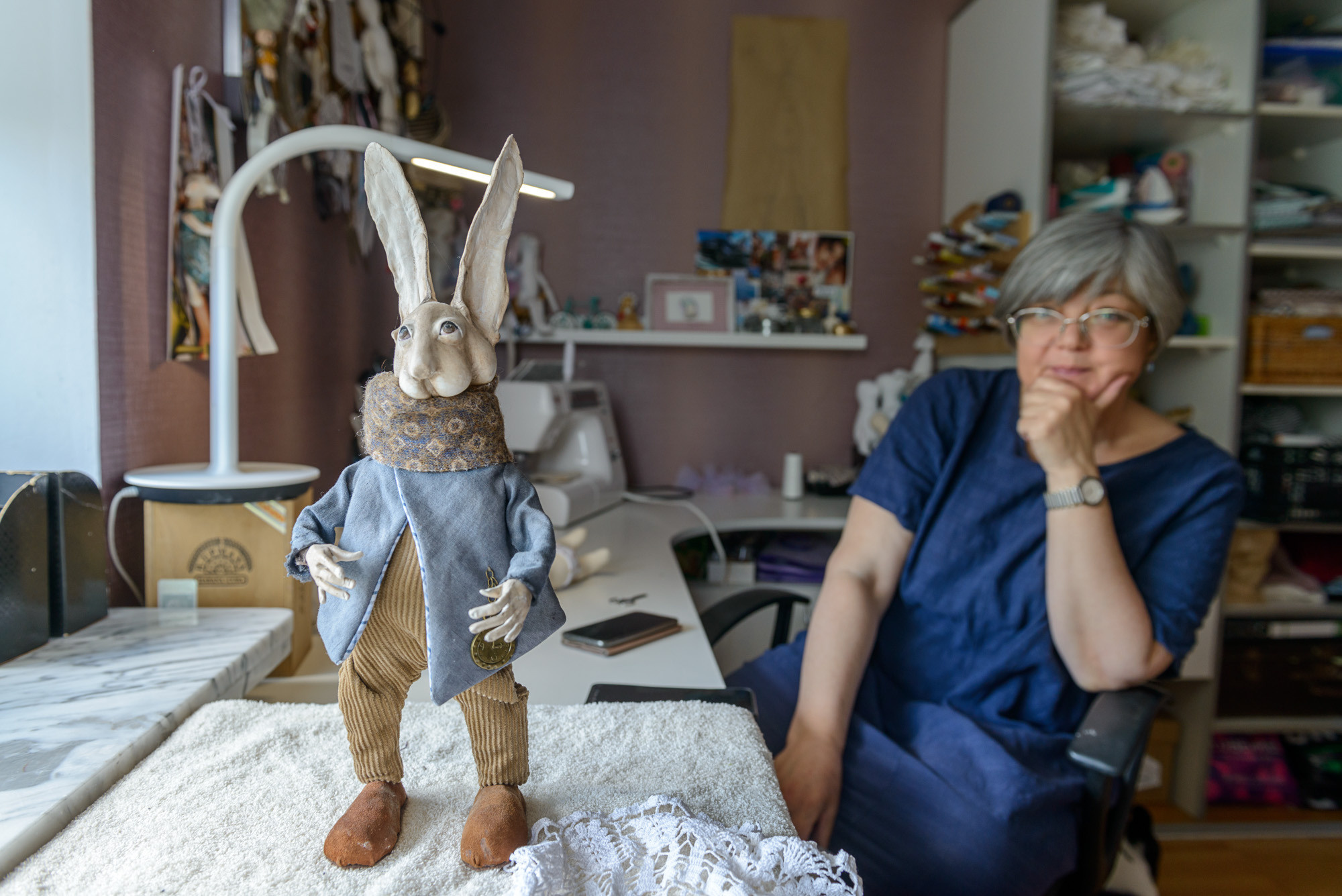 Этот заяц не продается. Это мой муж.