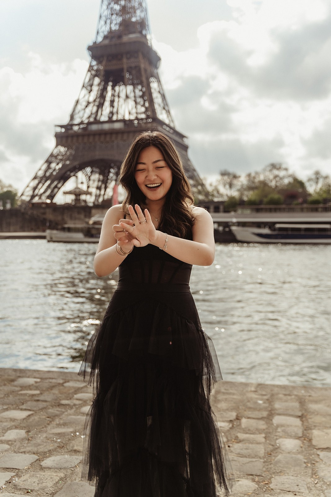 Proposal photo-shoot. Photographer in Paris Yulia Shkadina | Couples, engagement, pre-wedding, individual photo-shoots in Paris at the best locations