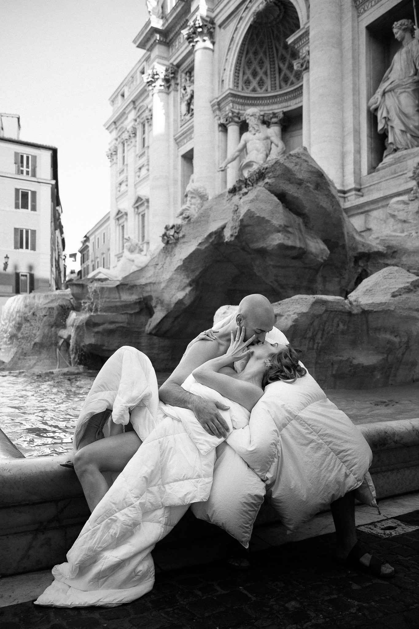 Elizaveta Razumova: Cinematic Photography for Love, Weddings, Portraits & Brands