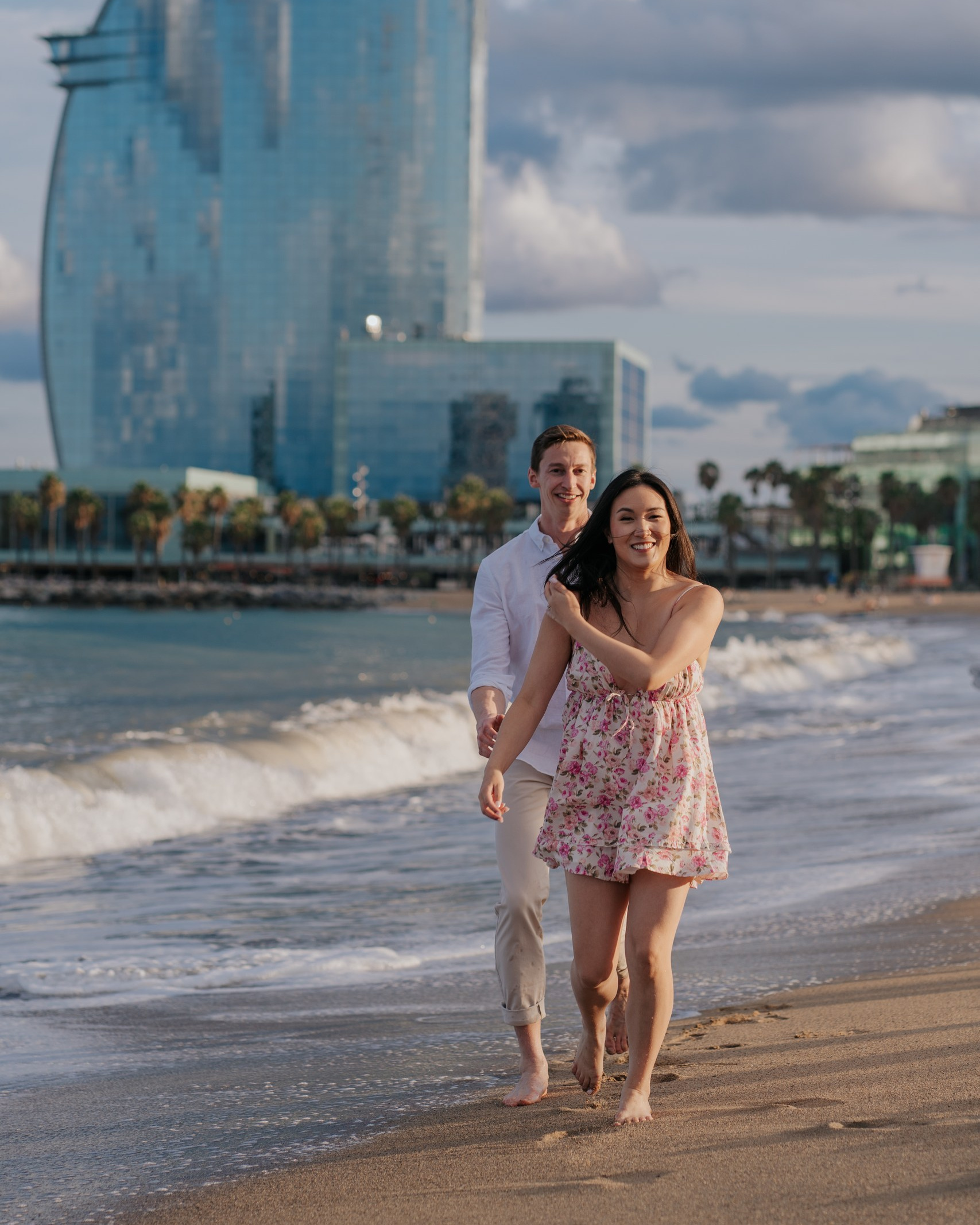 Barcelona romantic beach photoshoot engagement