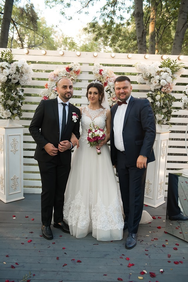 ведущий на свадьбу москва