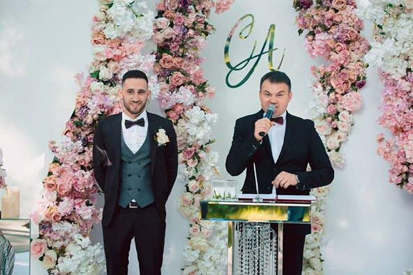 Moderator pentru nunta,cumatrie,zi de nastere,petrecerei corporative.                                                                        Ведущий на свадьбу Кишинев, Ведущий на день рождения  Кишинев, Ведущий на корпоратив Кишинев, Ведущий на выпускной Кишинев.           