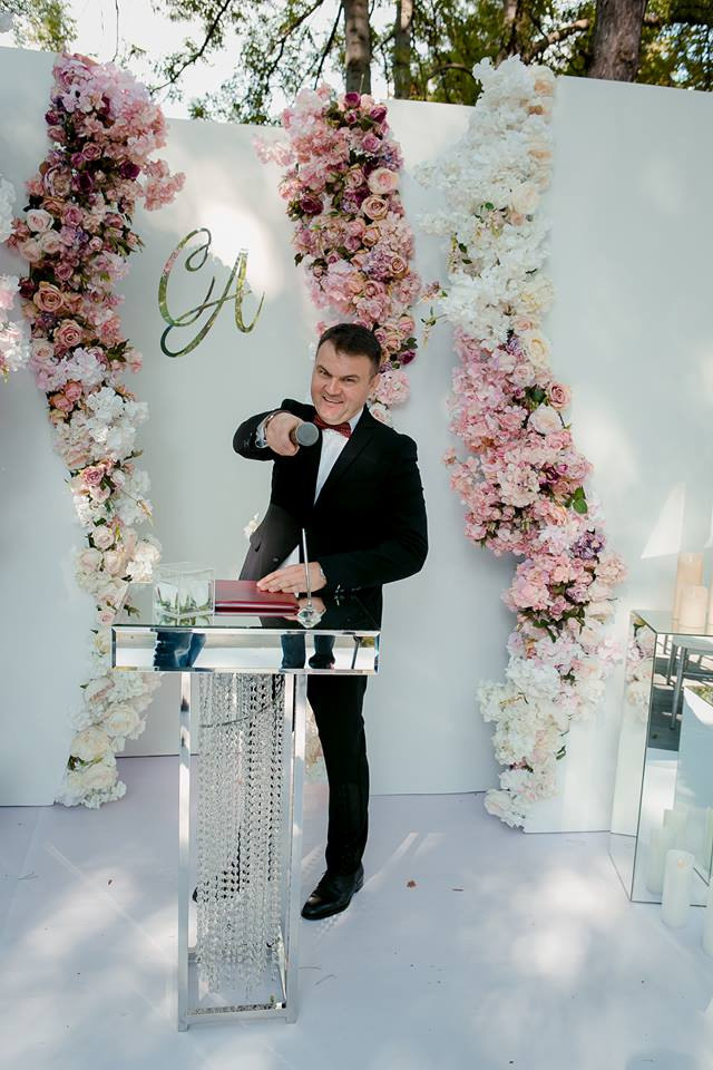 Ведущий на свадьбу Мальдивы