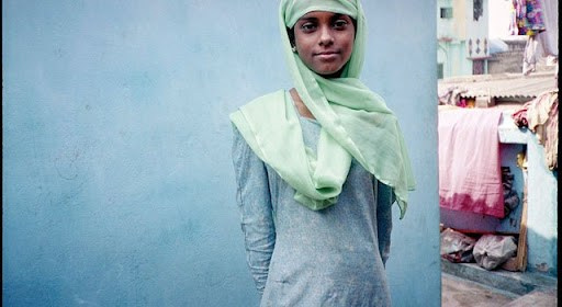 CAFE DEL PHOTO #89 «Рождённые в борделях». Școala de fotografie lui Roman Ribaliov. Orașul Chișinău, Moldova