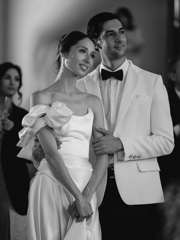 R+N. UK, Midlands & Destination Wedding Photographer | Leicester Documentary Wedding Photography