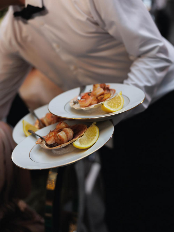 R+N. UK, Midlands & Destination Wedding Photographer | Leicester Documentary Wedding Photography