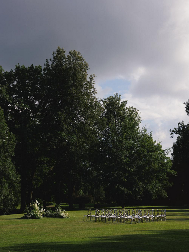 R+N. UK, Midlands & Destination Wedding Photographer | Leicester Documentary Wedding Photography