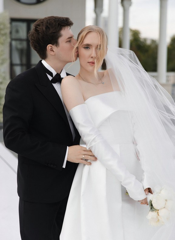 N+A. UK, Midlands & Destination Wedding Photographer | Leicester Documentary Wedding Photography