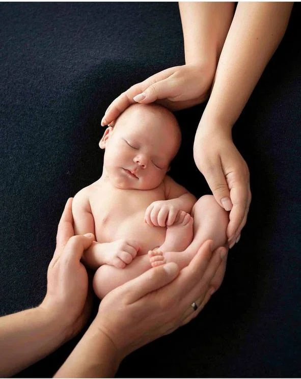 Lucrările cursanților Nivelului II. Școala de fotografie lui Roman Ribaliov. Orașul Chișinău, Moldova