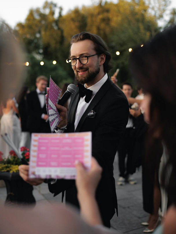 R+N. UK, Midlands & Destination Wedding Photographer | Leicester Documentary Wedding Photography