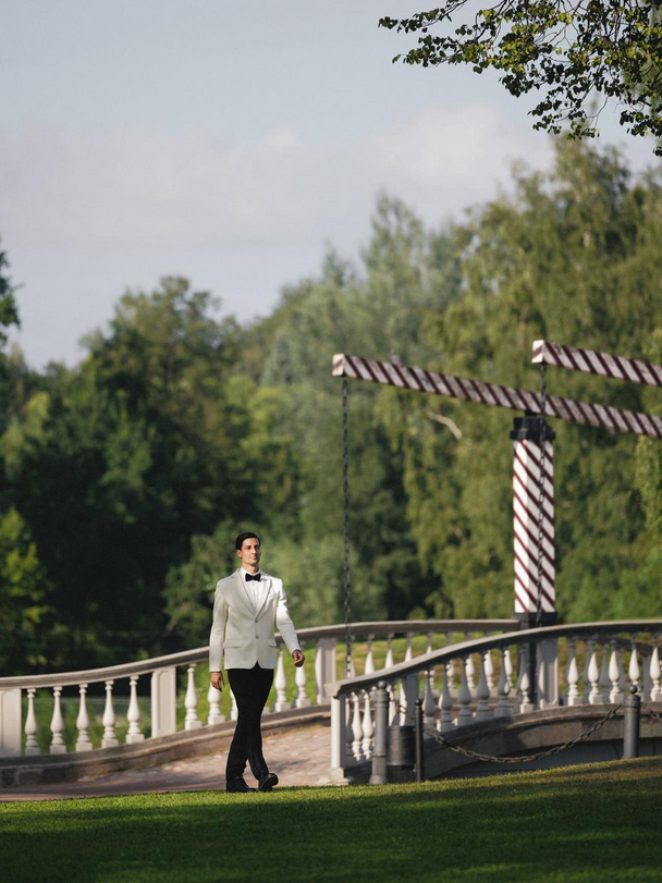 R+N. UK, Midlands & Destination Wedding Photographer | Leicester Documentary Wedding Photography