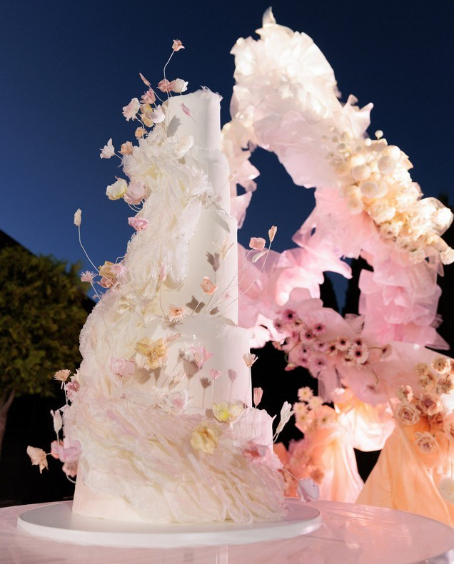 Candid celebration captured with timeless styling