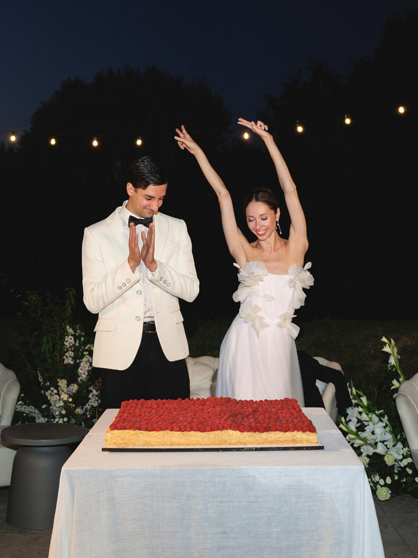 R+N. UK, Midlands & Destination Wedding Photographer | Leicester Documentary Wedding Photography