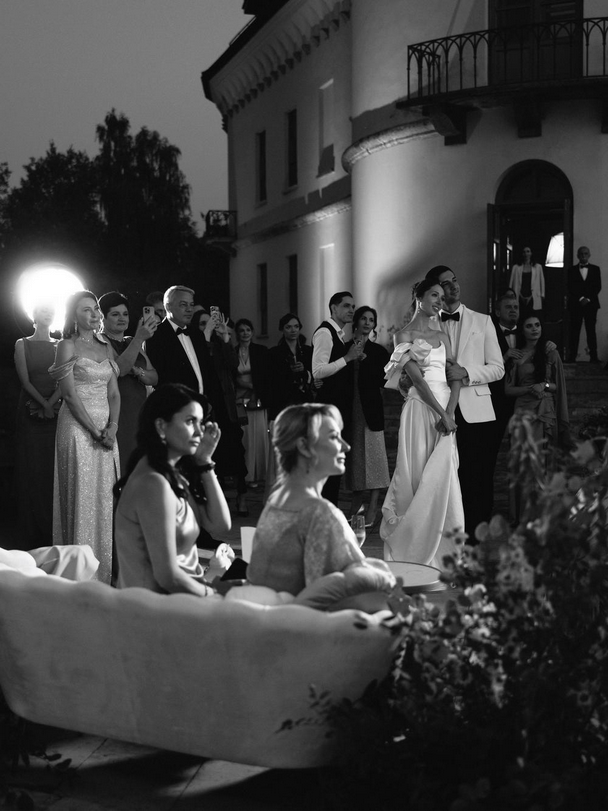 R+N. UK, Midlands & Destination Wedding Photographer | Leicester Documentary Wedding Photography