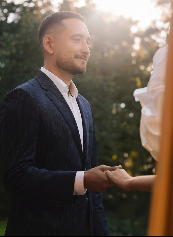 Intimate embrace in soft, neutral tones