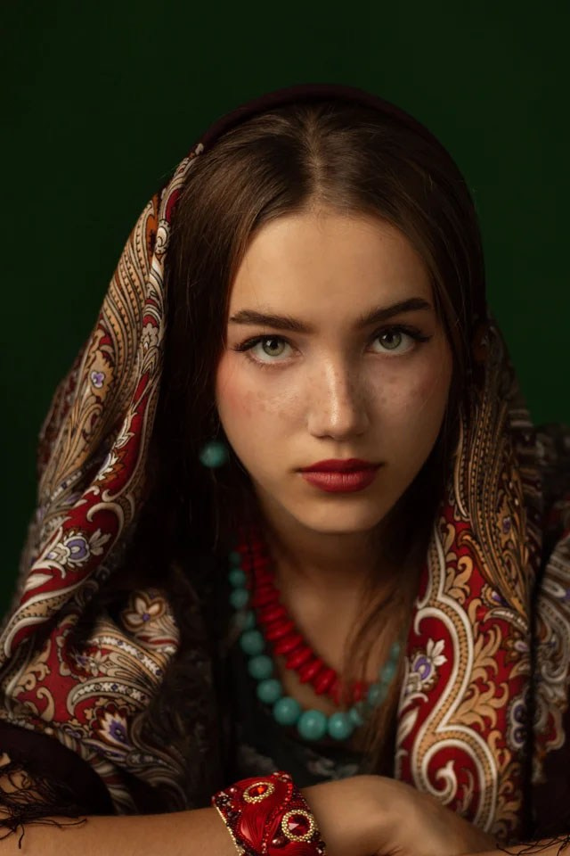 Lucrările cursanților Nivelului II. Școala de fotografie lui Roman Ribaliov. Orașul Chișinău, Moldova