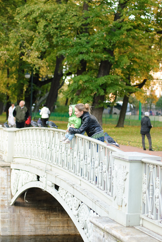 Про Яну и Катю в Михайловском саду. Виктория Дини. Арт-фотография