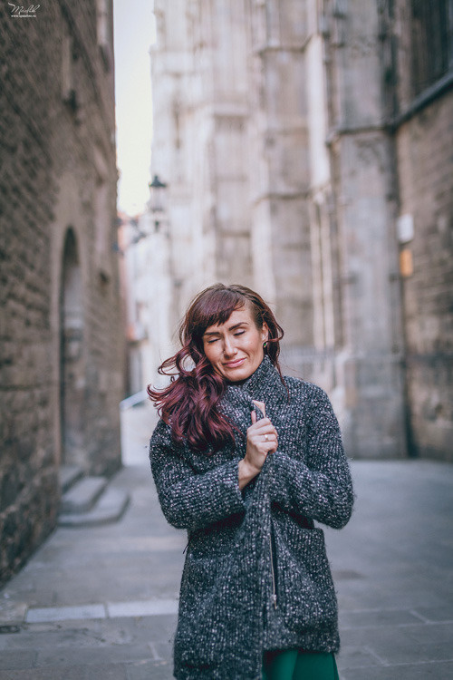 Sesión fotográfica de otoño en Barcelona. Fotógrafo en Barcelona  Maslik Yulia
