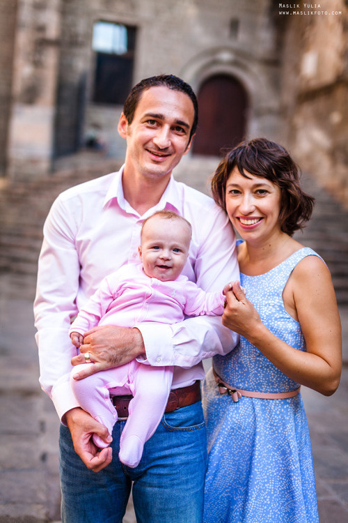 Morning photo shoot in Barcelona. Photographer in Barcelona Spain Maslik Yulia