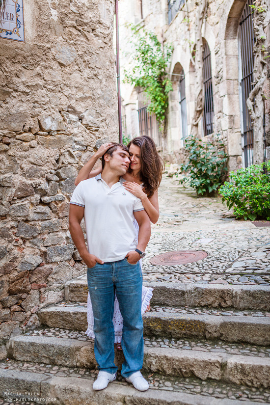 Sea photo session in Tossa de Mar. Photographer in Barcelona Spain Maslik Yulia