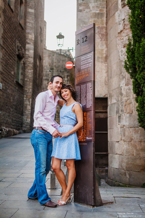 Morning photo shoot in Barcelona. Photographer in Barcelona Spain Maslik Yulia