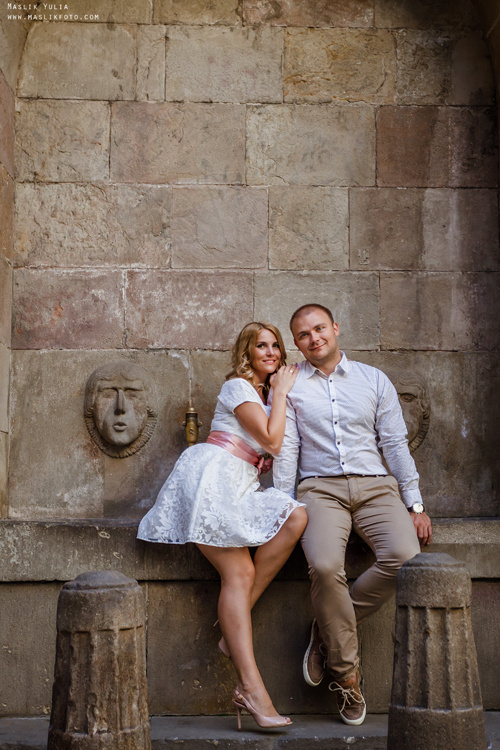 Przyjemna sesja zdjęciowa w Barcelonie. Fotograf w Barcelonie Hiszpanii Maslik Yulia