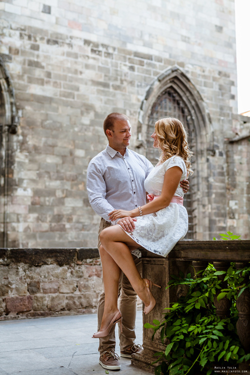 Przyjemna sesja zdjęciowa w Barcelonie. Fotograf w Barcelonie Hiszpanii Maslik Yulia
