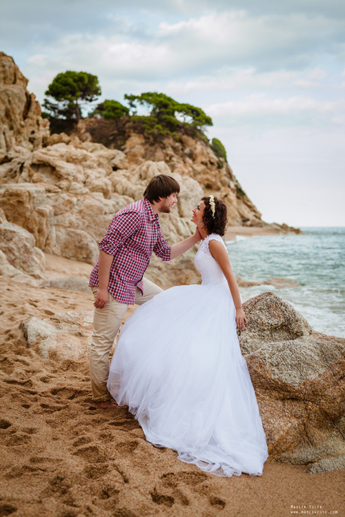Sesja ślubna w Badalonie, Catalonia. Fotograf w Barcelonie Hiszpanii Maslik Yulia