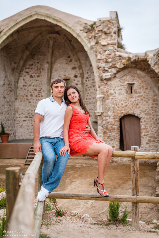 Sea photo session in Tossa de Mar. Photographer in Barcelona Spain Maslik Yulia