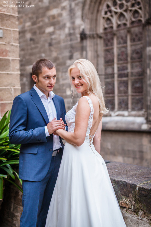 Дождливая фотосессия в Барселоне. Фотограф в Барселоне Испании Маслик Юлия