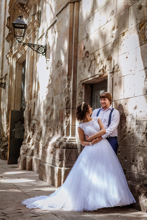 Sesja ślubna w Badalonie, Catalonia. Fotograf w Barcelonie Hiszpanii Maslik Yulia