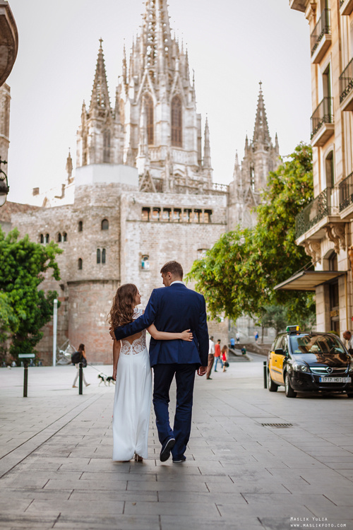 Fairytale photo shoot in Barcelona. Photographer in Barcelona Spain Maslik Yulia