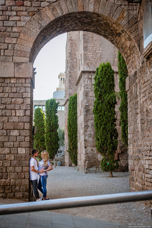 Динамичная фотосессия в Барселоне. Фотограф в Барселоне Испании Маслик Юлия