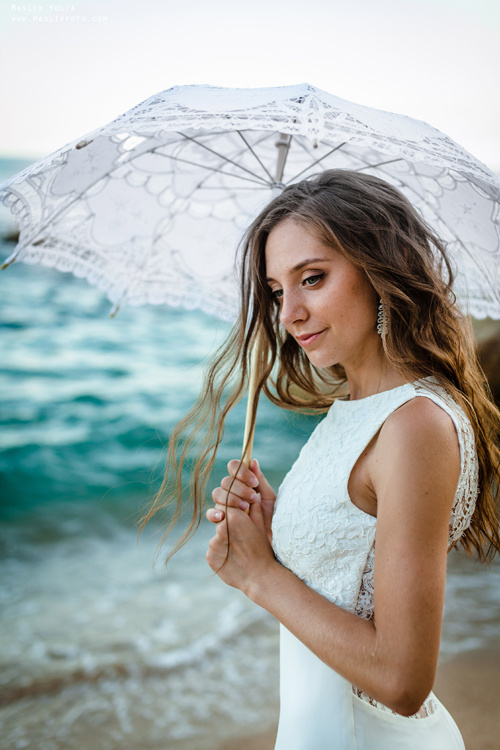 Fairytale photo shoot in Barcelona. Photographer in Barcelona Spain Maslik Yulia