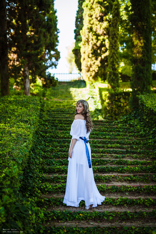 Sesión de fotos solares en Lloret de Mar. Fotógrafo en Barcelona  Maslik Yulia
