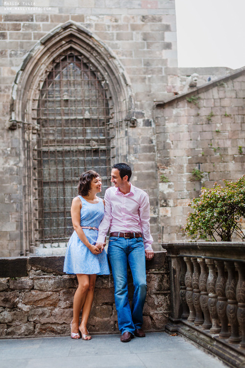 Morning photo shoot in Barcelona. Photographer in Barcelona Spain Maslik Yulia