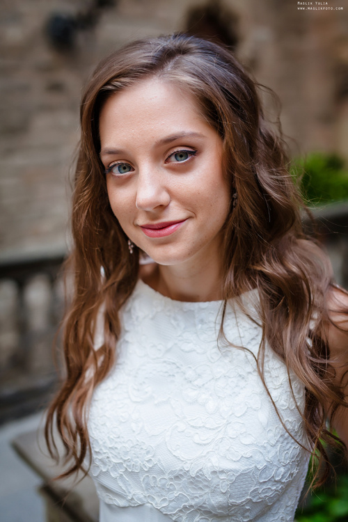 Fairytale photo shoot in Barcelona. Photographer in Barcelona Spain Maslik Yulia