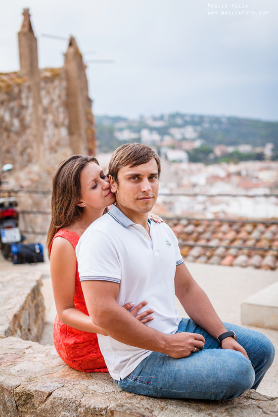 Sea photo session in Tossa de Mar. Photographer in Barcelona Spain Maslik Yulia