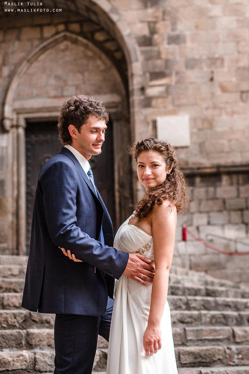 Sesión de fotos de boda de playa en España. Fotógrafo en Barcelona  Maslik Yulia
