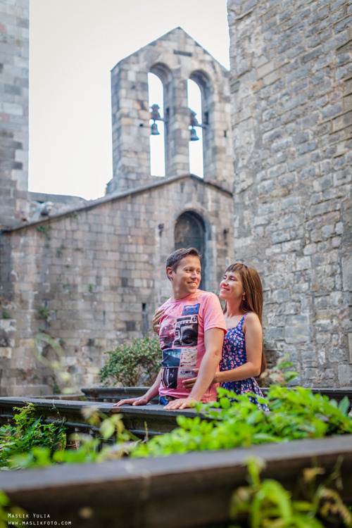 Paseo matutino de barcelona. Fotógrafo en Barcelona  Maslik Yulia