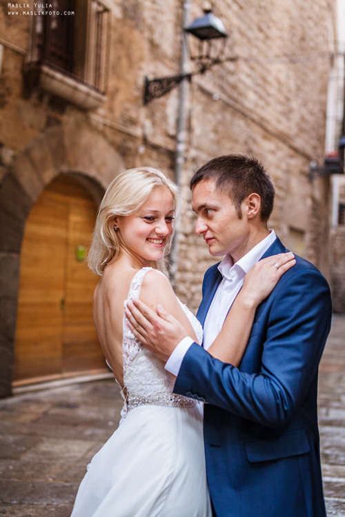 Дождливая фотосессия в Барселоне. Фотограф в Барселоне Испании Маслик Юлия