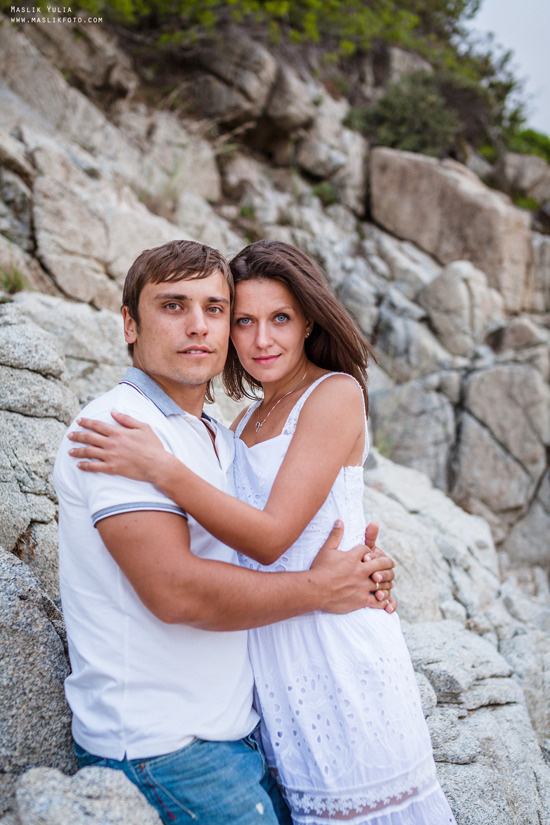Sea photo session in Tossa de Mar. Photographer in Barcelona Spain Maslik Yulia