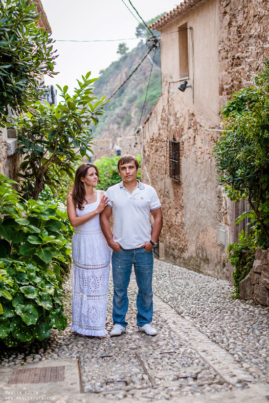 Sea photo session in Tossa de Mar. Photographer in Barcelona Spain Maslik Yulia