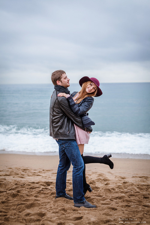 Sesión de fotos de invierno en Barcelona. Fotógrafo en Barcelona  Maslik Yulia