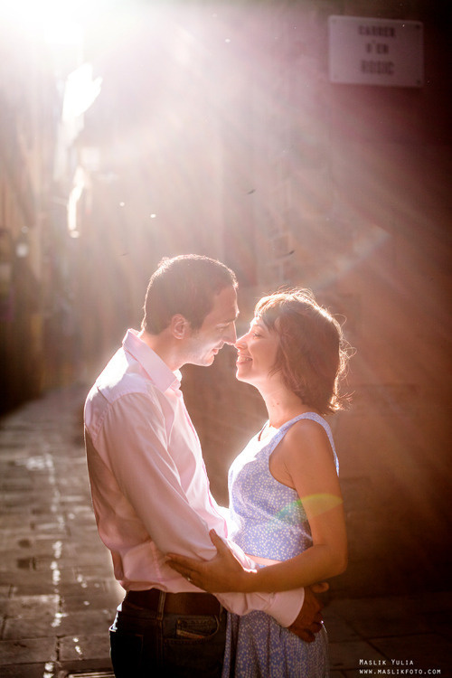 Morning photo shoot in Barcelona. Photographer in Barcelona Spain Maslik Yulia