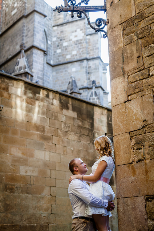 Przyjemna sesja zdjęciowa w Barcelonie. Fotograf w Barcelonie Hiszpanii Maslik Yulia
