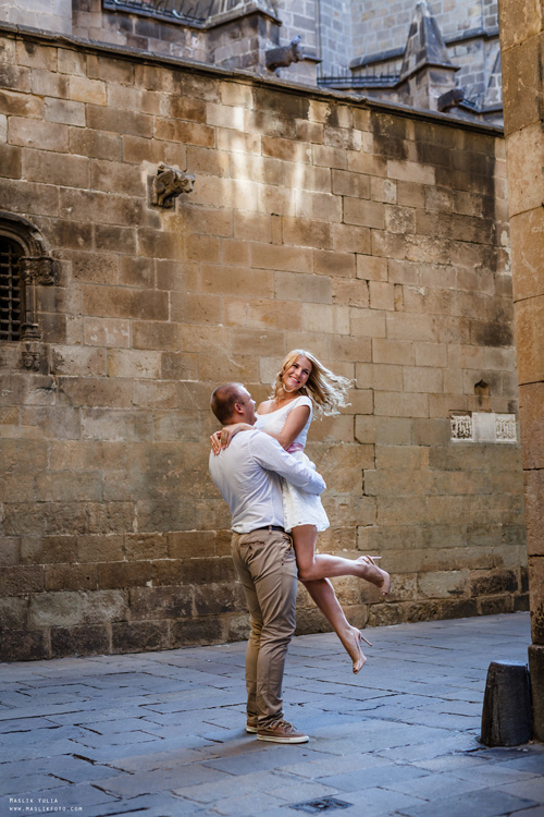 Przyjemna sesja zdjęciowa w Barcelonie. Fotograf w Barcelonie Hiszpanii Maslik Yulia